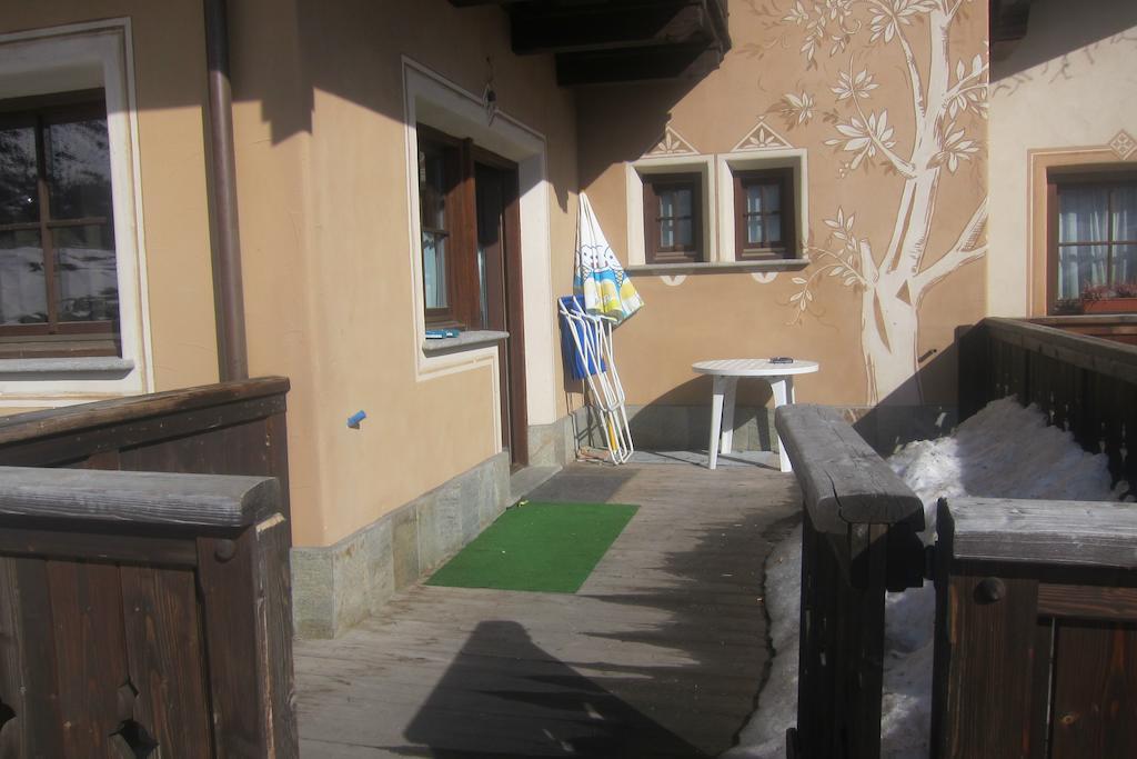 Chalet Rin Da Pemont Livigno Cameră foto