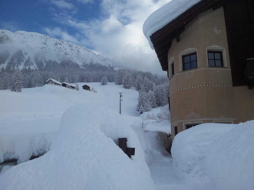 Chalet Rin Da Pemont Livigno Exterior foto